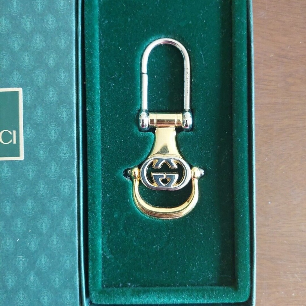 Gucci Interlocking G Charm Gold Silver Key Ring Key Holder 3.1in w/Box